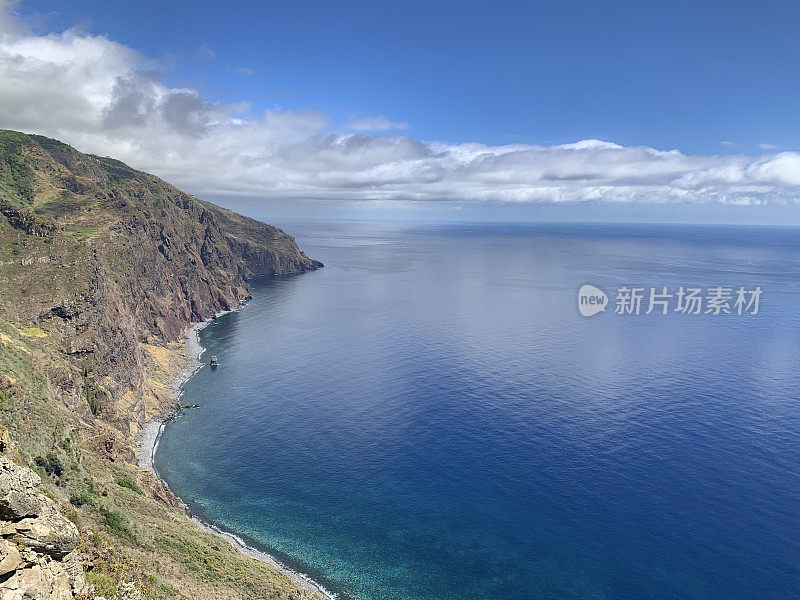 马德拉岛西海岸的Ponta do Pargo灯塔